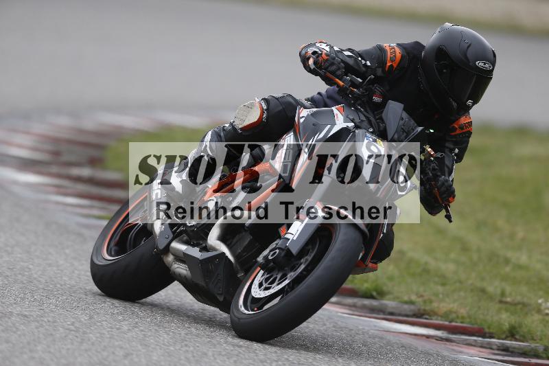 Archiv-2025/06 18.04.2025 Speer Racing ADR/Gruppe gelb/90